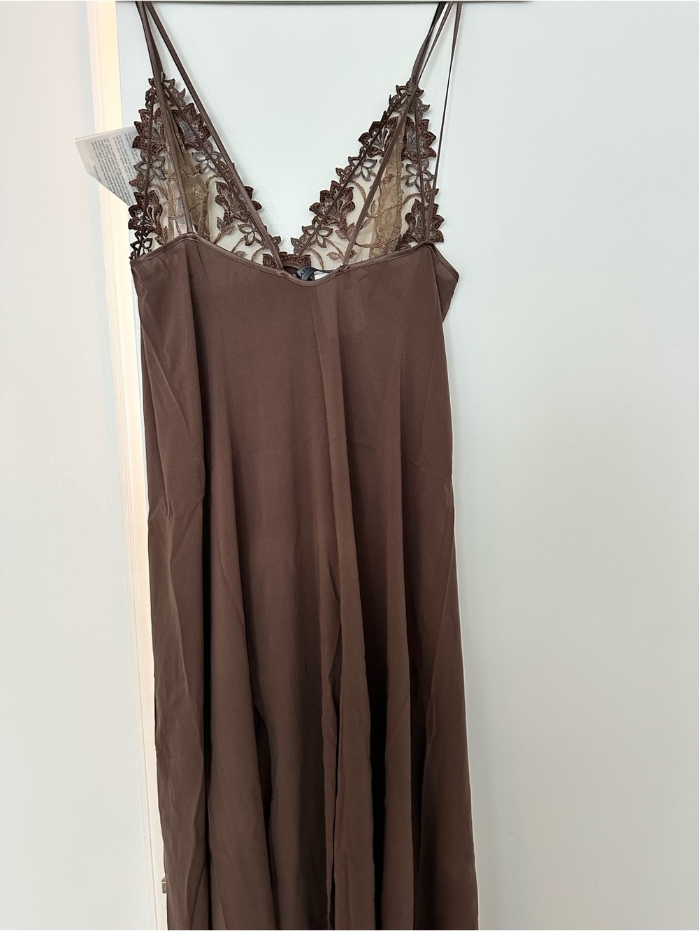 La Perla Silk Malizia Brown Lace-Trim Slip nightgown with Side Slits - Picture 8 of 14